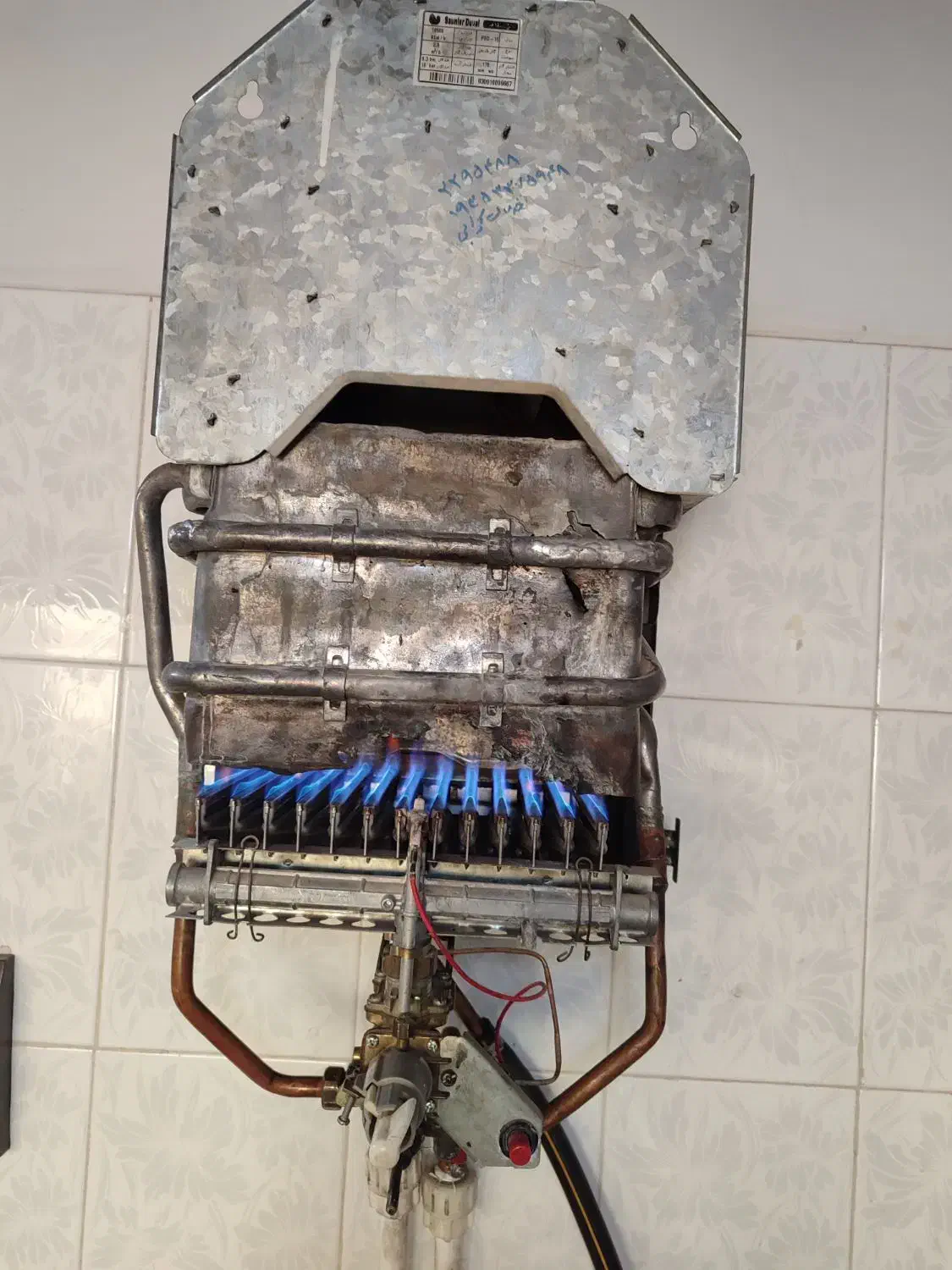 آبگرمکن دیواری|آبگرمکن، پکیج، شوفاژ|سبزوار, امیر کبیر|دیوار