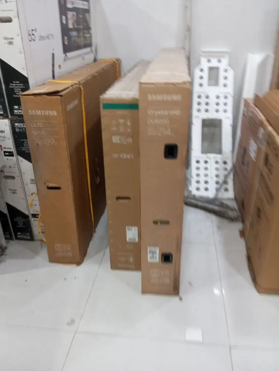 فروش ویژه تلویزیون LED نو پلمپ|تلویزیون و پروژکتور|شیراز, مسلم|دیوار