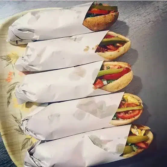 همکار آقا جهت کار در دکه ساندویچی نیازمندیم|استخدام خدمات فروشگاه و رستوران|سنقر, |دیوار