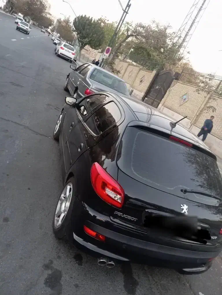 ۲۰۷ ارتقاء یافته.سقف شیشه آی|خودرو سواری و وانت|تهران, حافظیه|دیوار