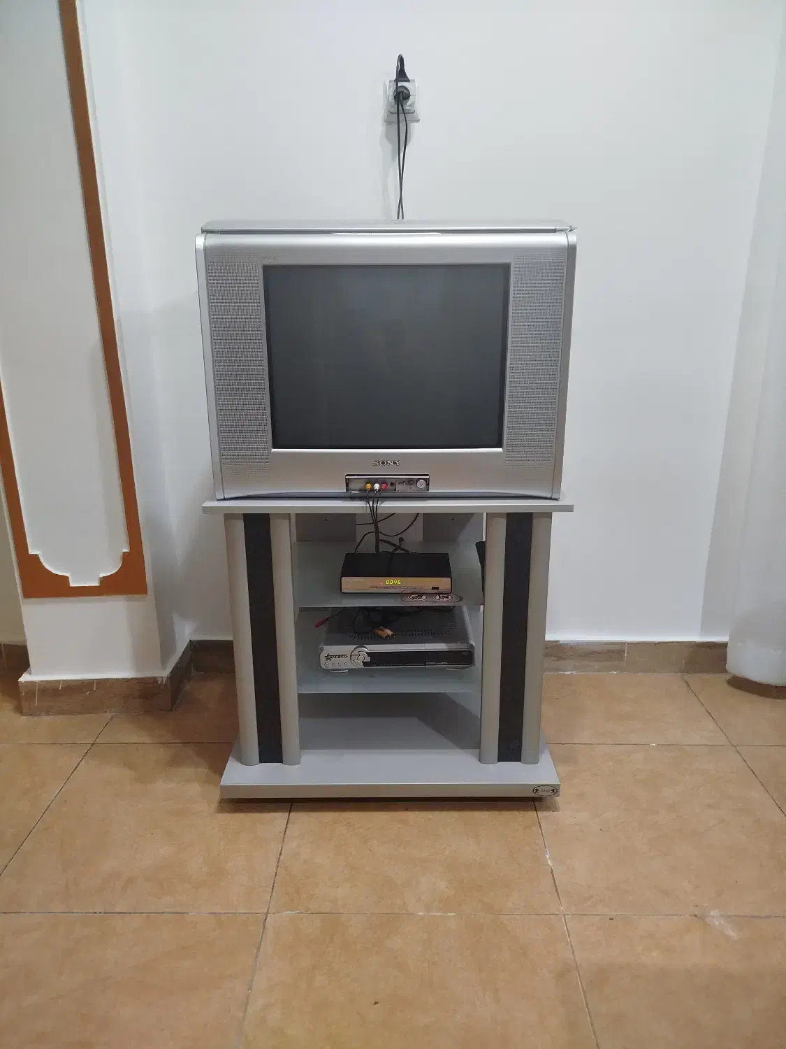 تلویزیون سونی 21 اینچ|تلویزیون و پروژکتور|فومن, |دیوار