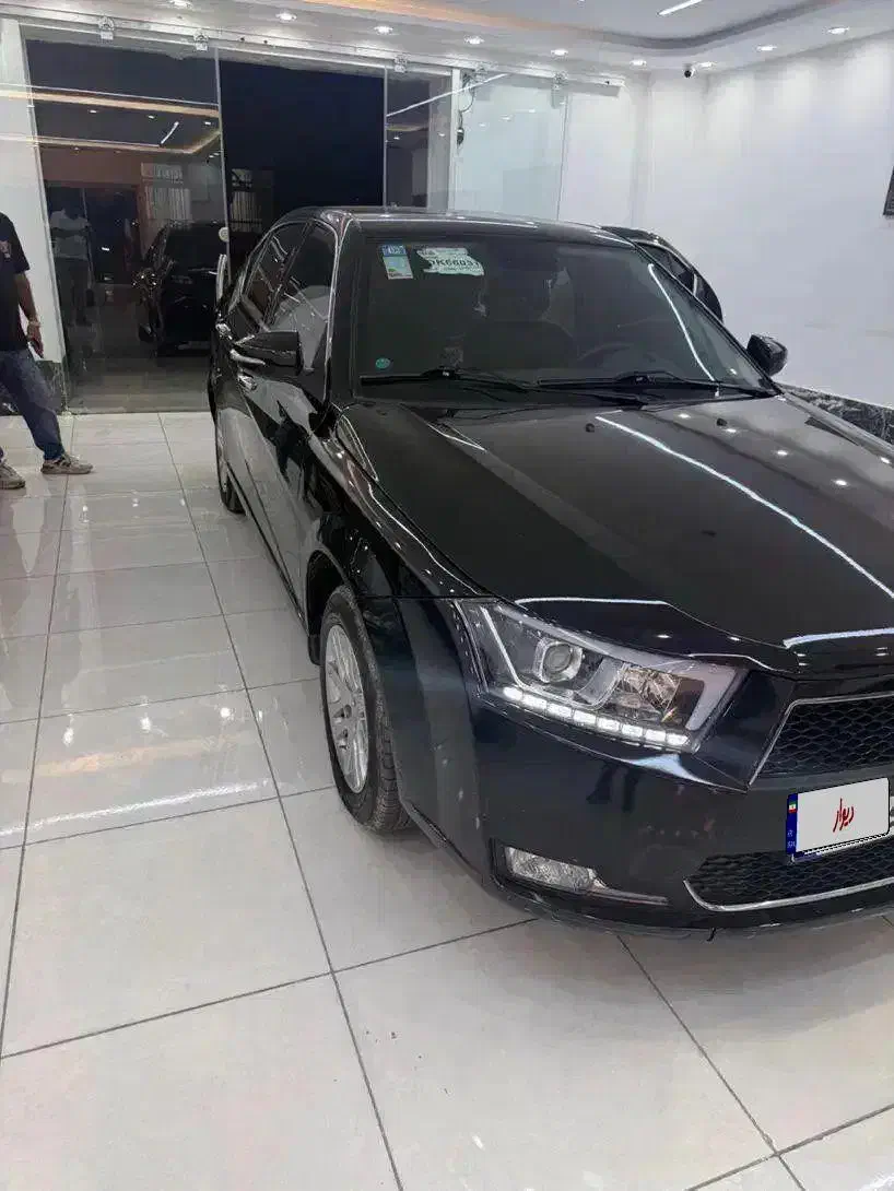 دنا پلاس ۶ دنده مدل ۱۴۰۴ مشکی|خودرو سواری و وانت|بندرعباس, |دیوار