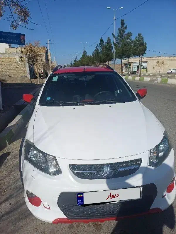 کوییک R در حد|خودرو سواری و وانت|قم, دروازه چوبی|دیوار