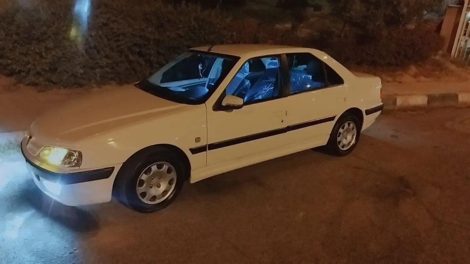 فروش|خودرو سواری و وانت|قروه, |دیوار