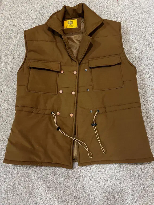 پافر نو|لباس|ایذه, |دیوار