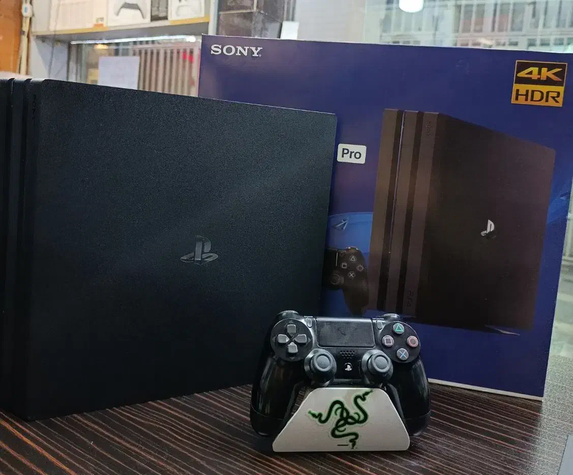 دستگاه ps4 pro کارکرده|کنسول، بازی ویدئویی و آنلاین|شیراز, زند|دیوار