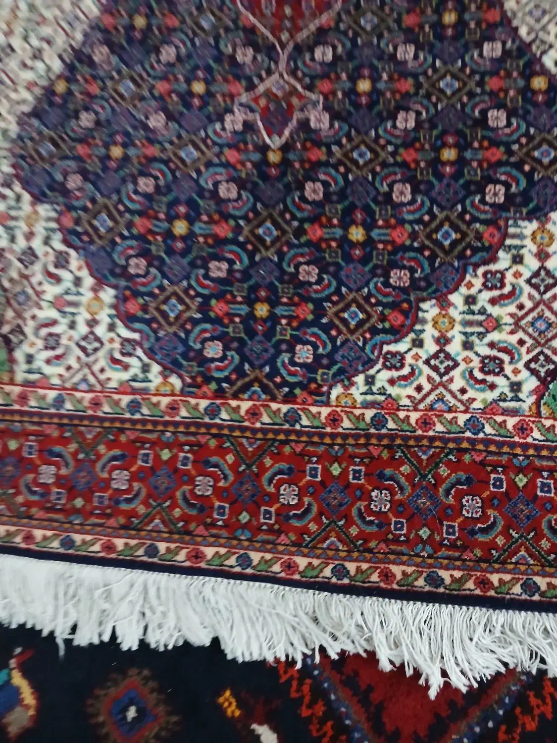 فرش جفت اراک ذرع ونیم|فرش|کرج, ساسانی (قلمستان)|دیوار