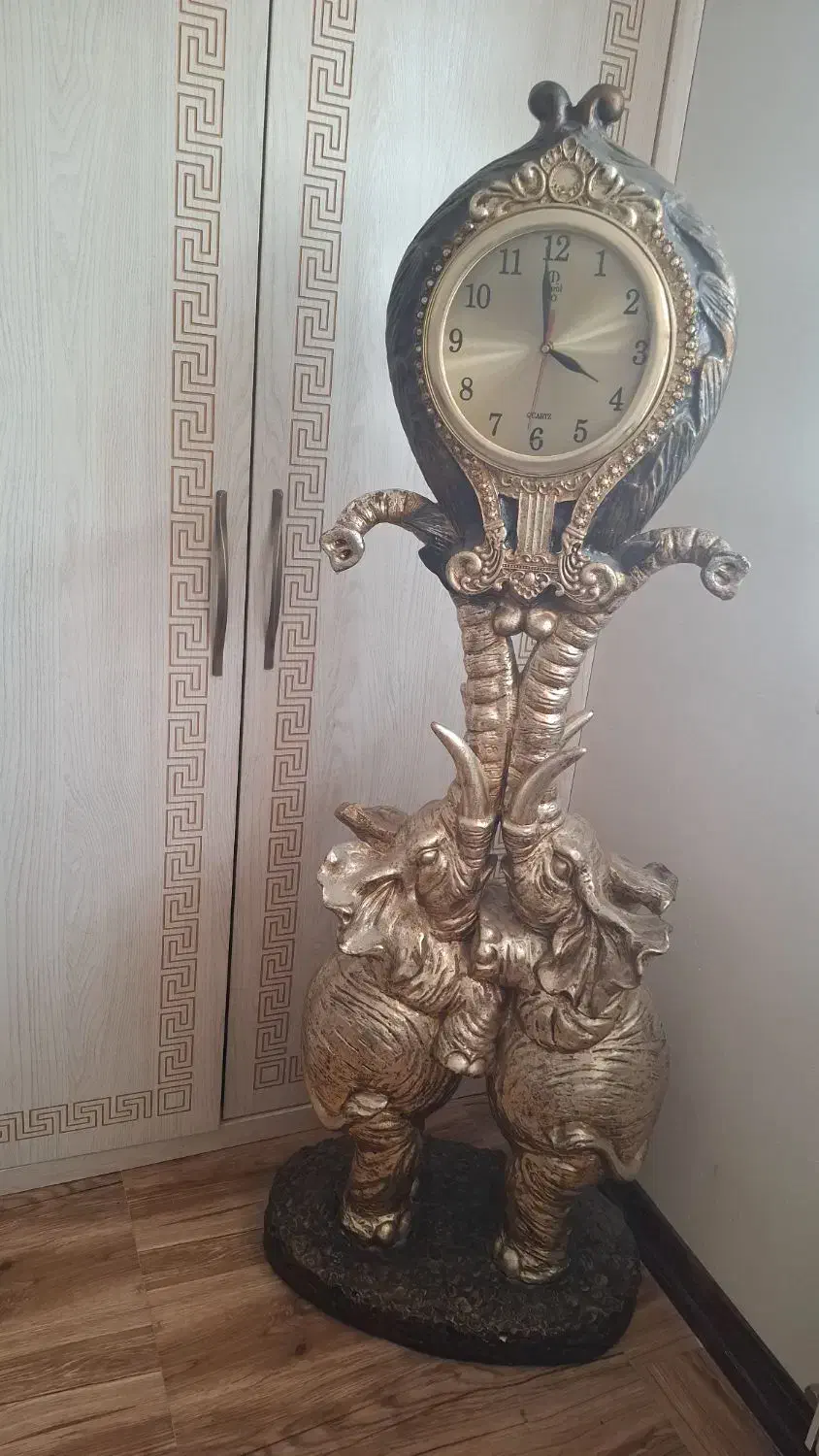 ساعت شیک و سلطنتی|ساعت دیواری و تزئینی|همدان, |دیوار