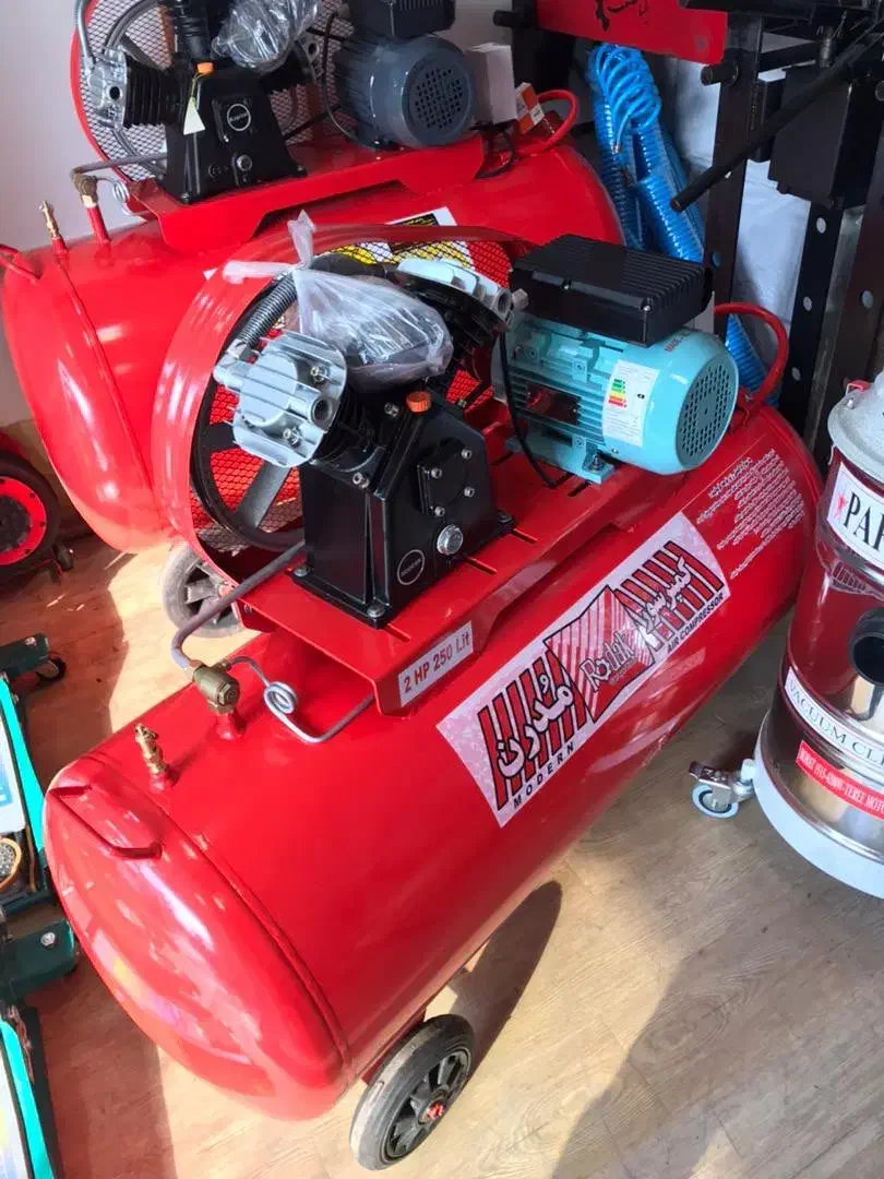 کمپرسور پونصد لیتری مدرن ایتالیایی|ماشینآلات صنعتی|بندر ترکمن, |دیوار