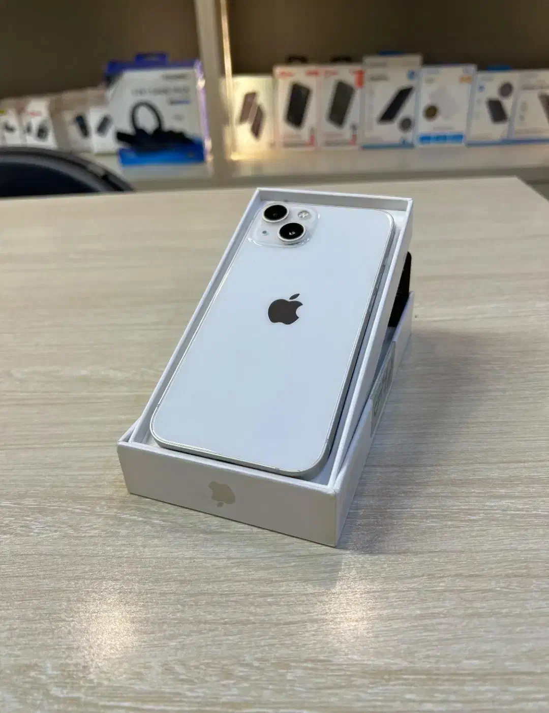 ایفون 13 نرمال بدون خط و خش|موبایل|دورود, |دیوار