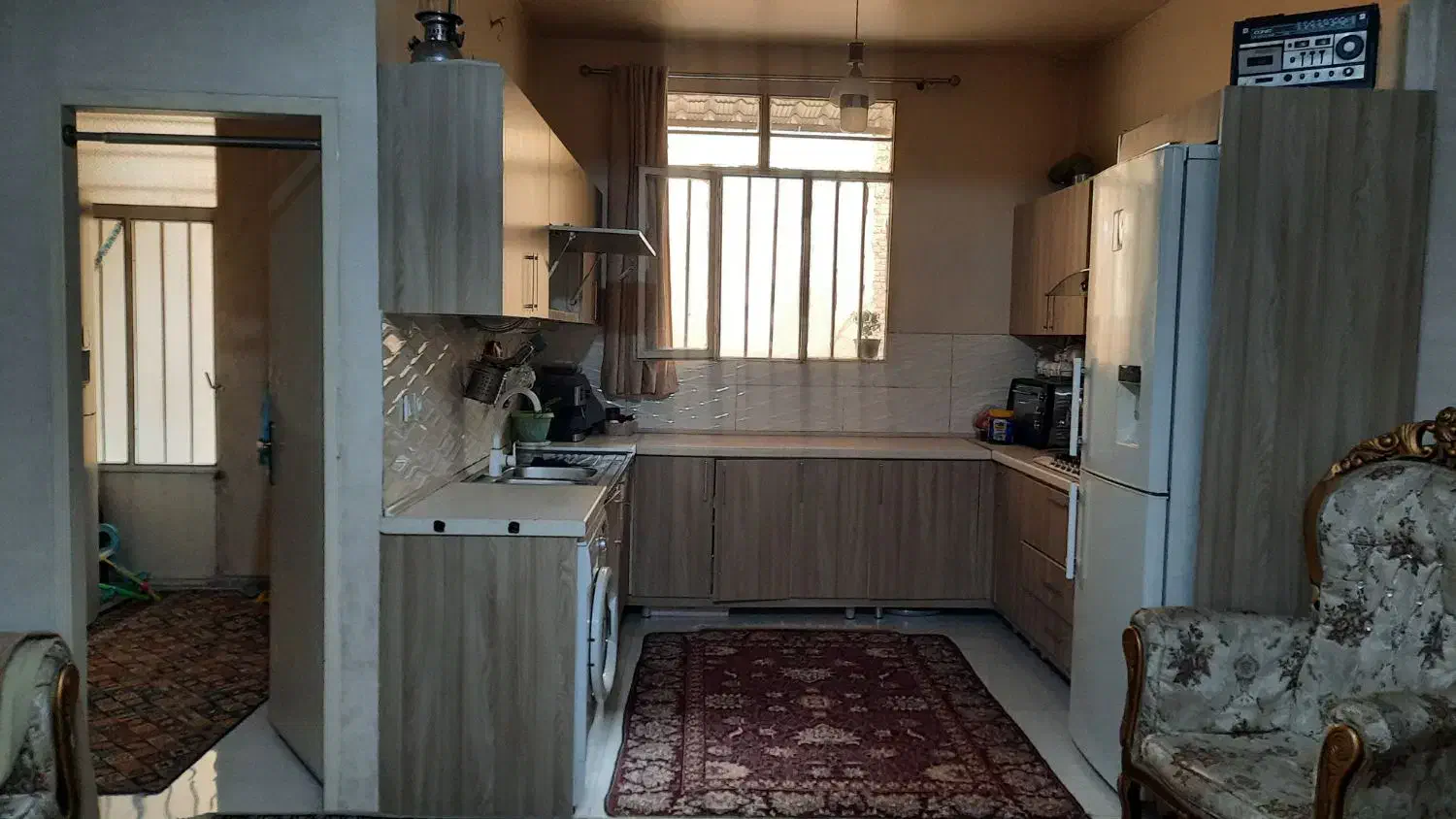 ۶۳مترطبقه اول پارکینگ انباری روبه پارک پامچال