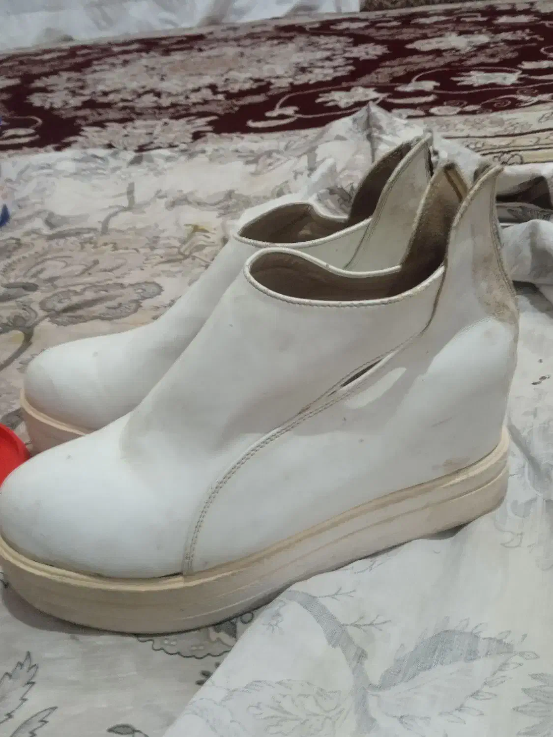 کفش سفید زیبا|کیف، کفش، کمربند|سقز, |دیوار