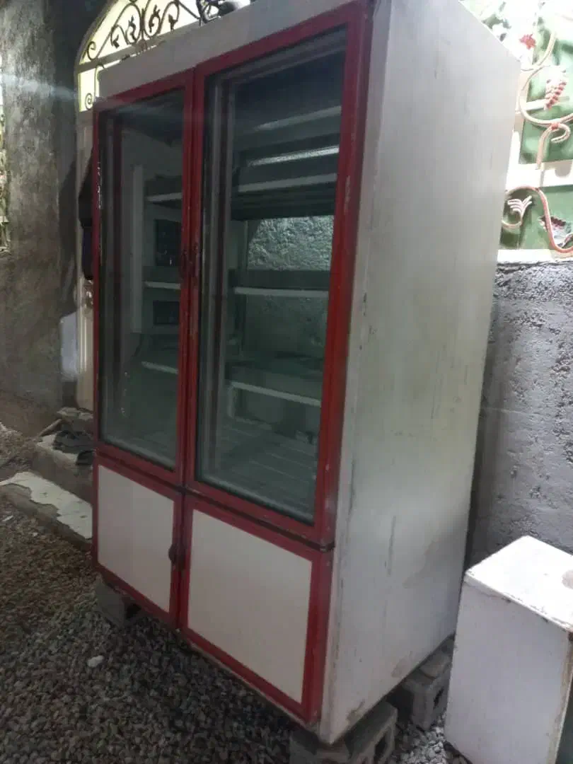 یخچال ویترینی و ترازو|فروشگاه و مغازه|برازجان, |دیوار