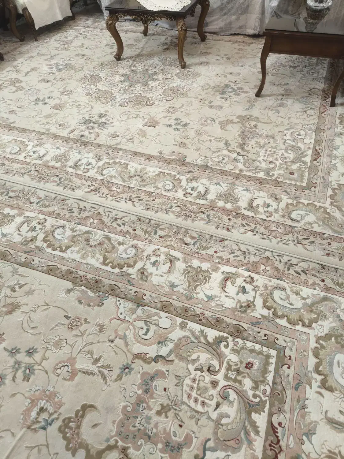 فرش  گل برجسته|فرش|تهران, راه آهن|دیوار