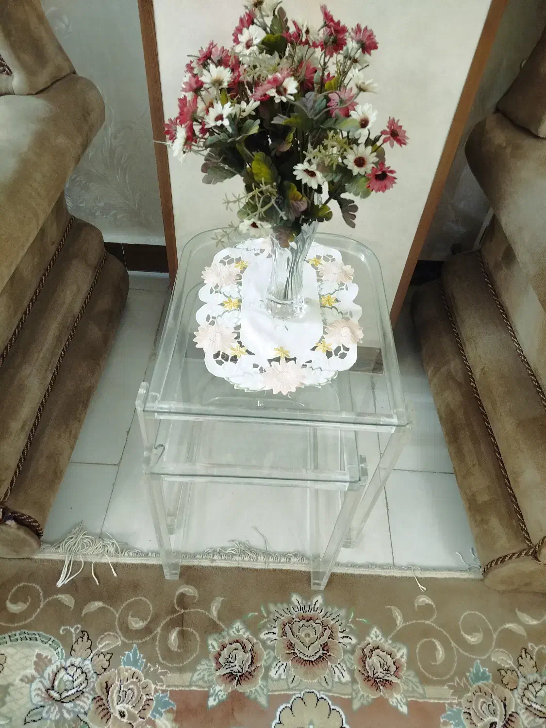 مبل و جلو مبلی|مبلمان خانگی و میز عسلی|الوند, |دیوار