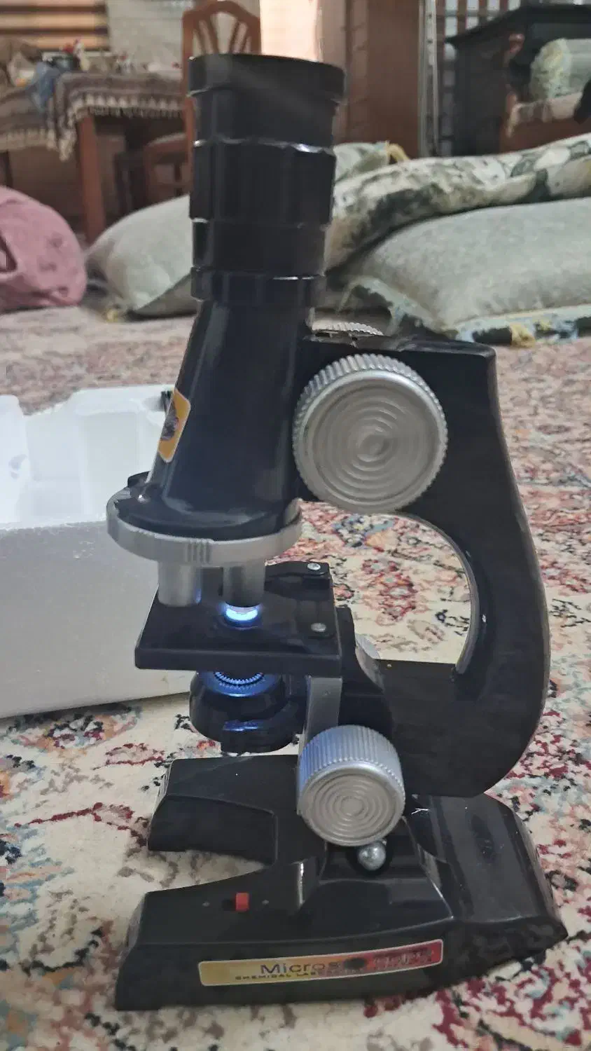 یک میکروسکوپ خفن|اسباببازی|ساوه, |دیوار