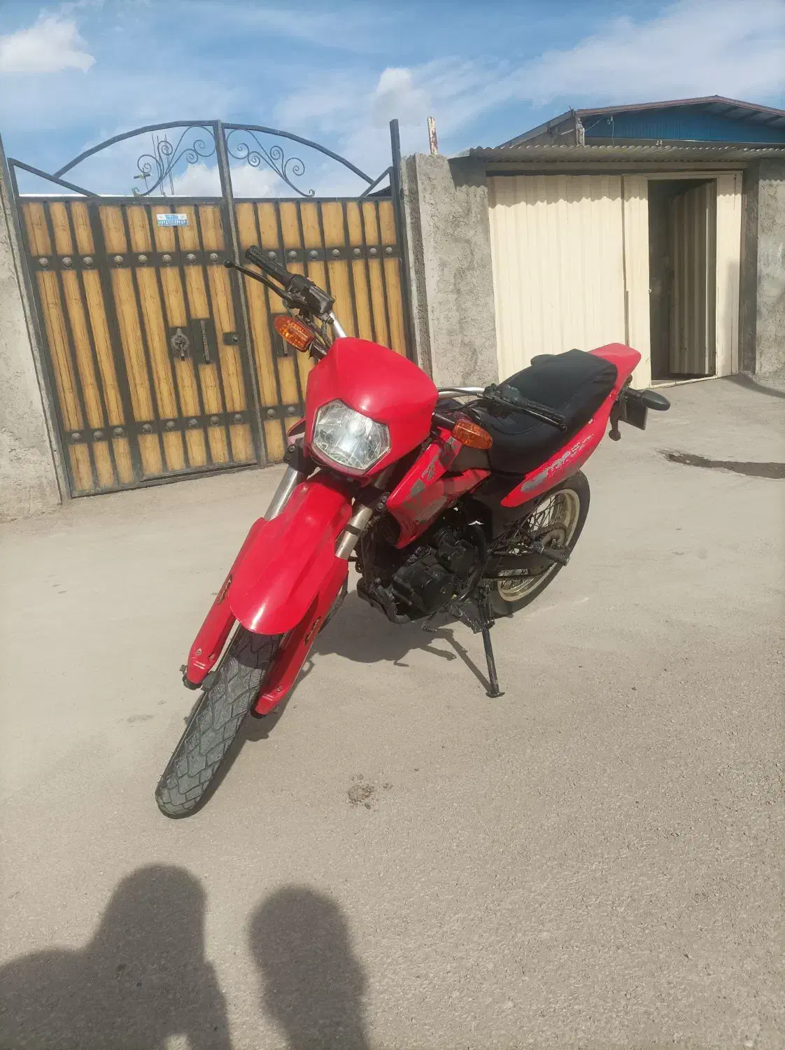 تریل200|موتورسیکلت|کرمان, |دیوار