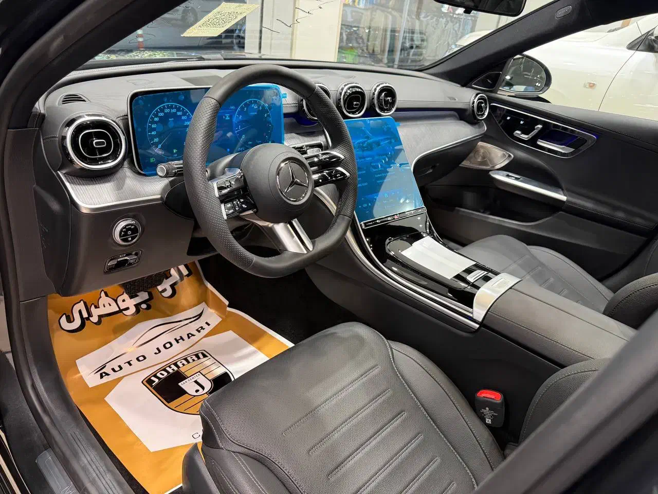 بنز C200 صفر ۲۰۲۵ مشکی|خودرو سواری و وانت|تهران, نازیآباد|دیوار
