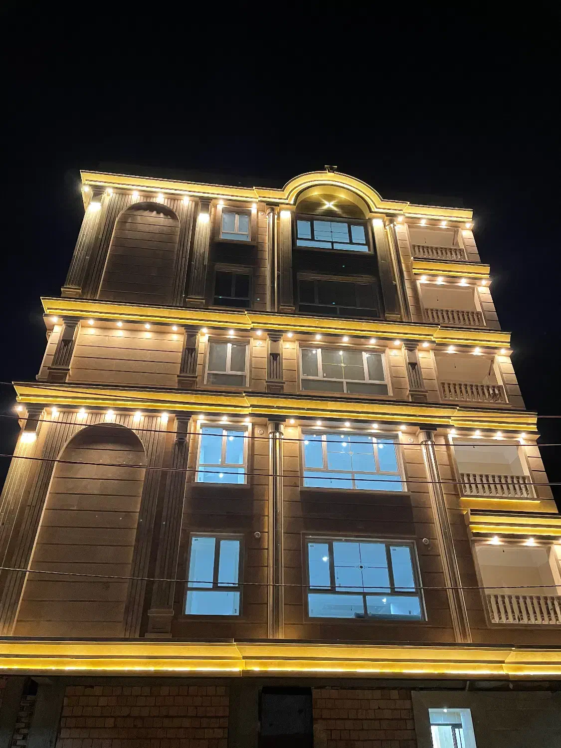 آپارتمان135 متر تک واحدی/ الهیه ایران زمین رنجبران|فروش آپارتمان|اسلامشهر, شهرک الهیه|دیوار