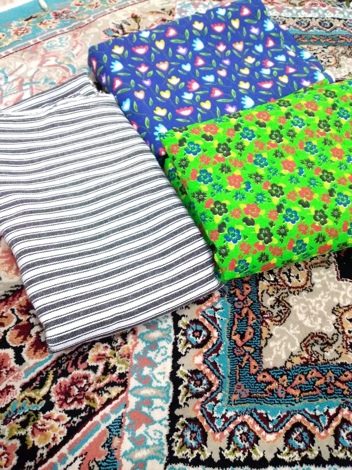 دستمال نان|سفره، حوله، دستمال آشپزخانه|نی‌ریز, |دیوار