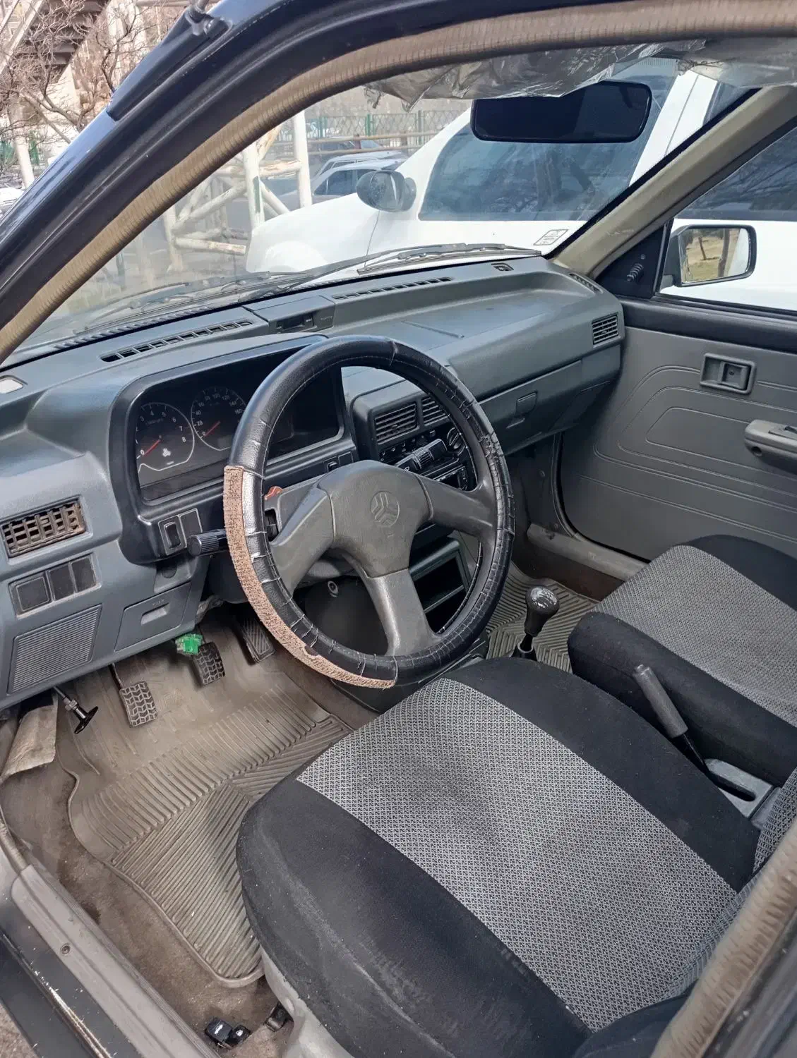 پراید مدل ۸۳|خودرو سواری و وانت|تبریز, |دیوار