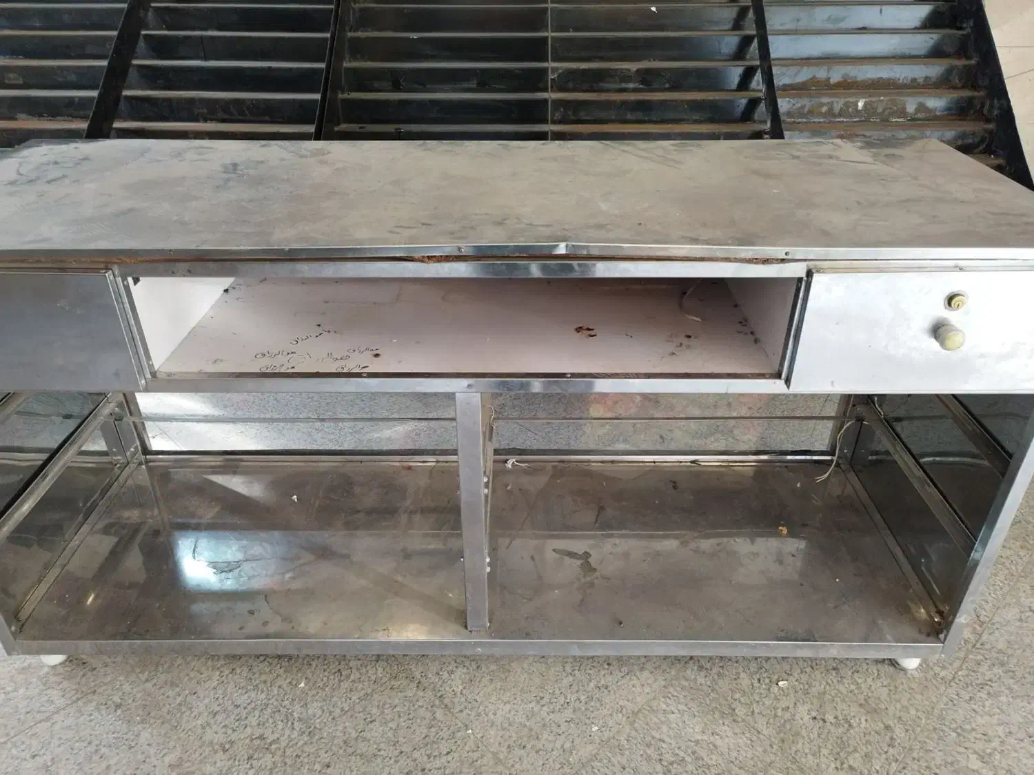 پالت میوه میز دخل و گاو صندوق میز سبزی همراه سنگ|فروشگاه و مغازه|جیرفت, |دیوار