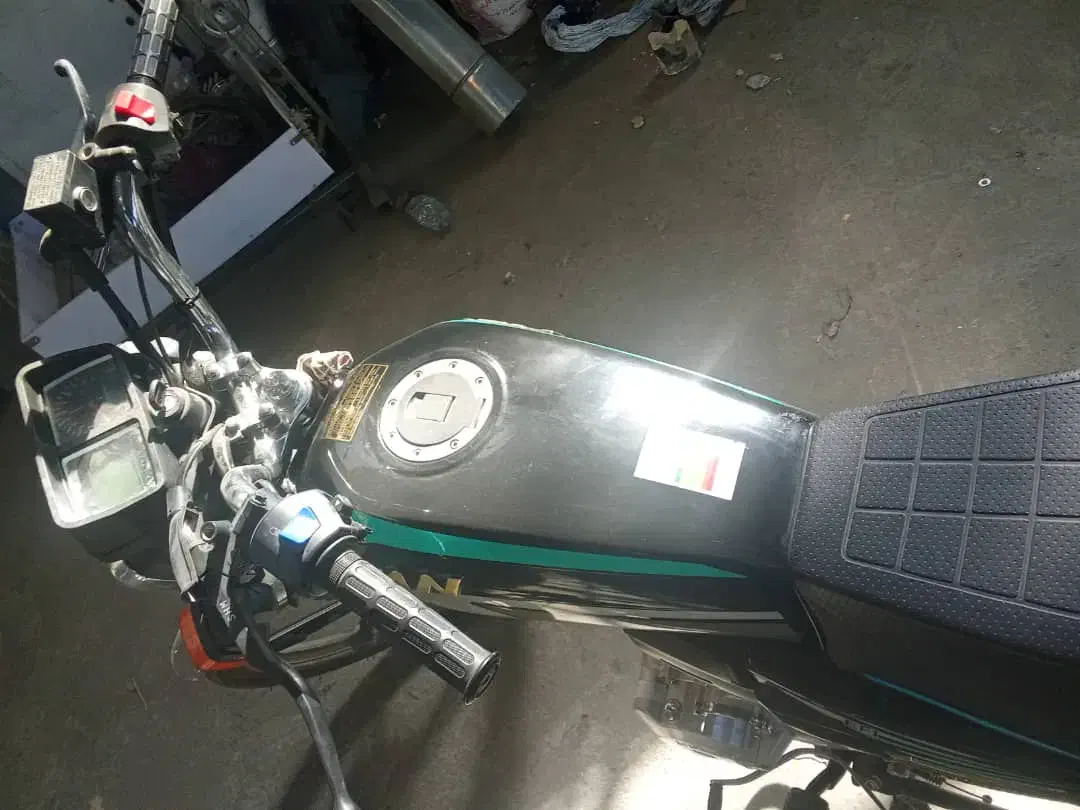 هندا۲۰۰لیفان|موتورسیکلت|مشهد, ولیعصر (شهرک غرب)|دیوار