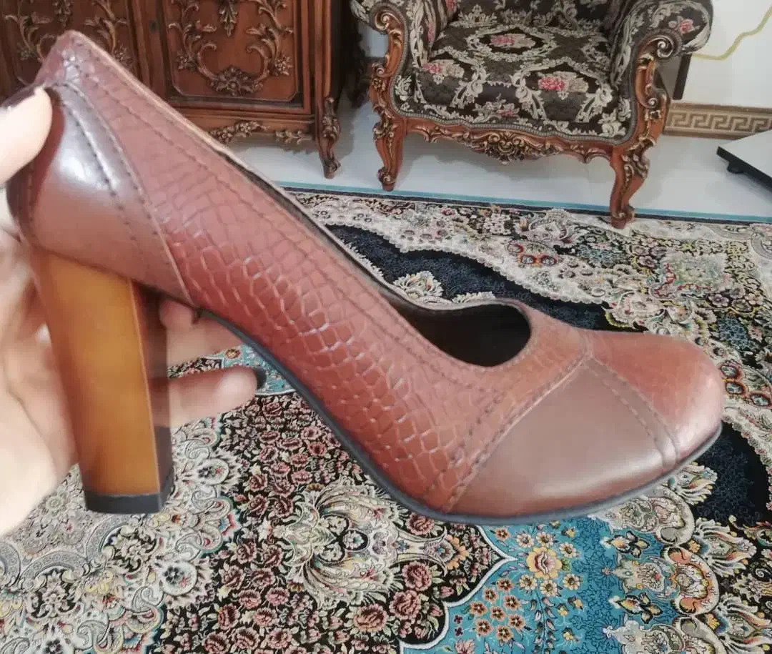 کفش چرم گاوی تبریز|کیف، کفش، کمربند|شاهینشهر, گرگاب|دیوار