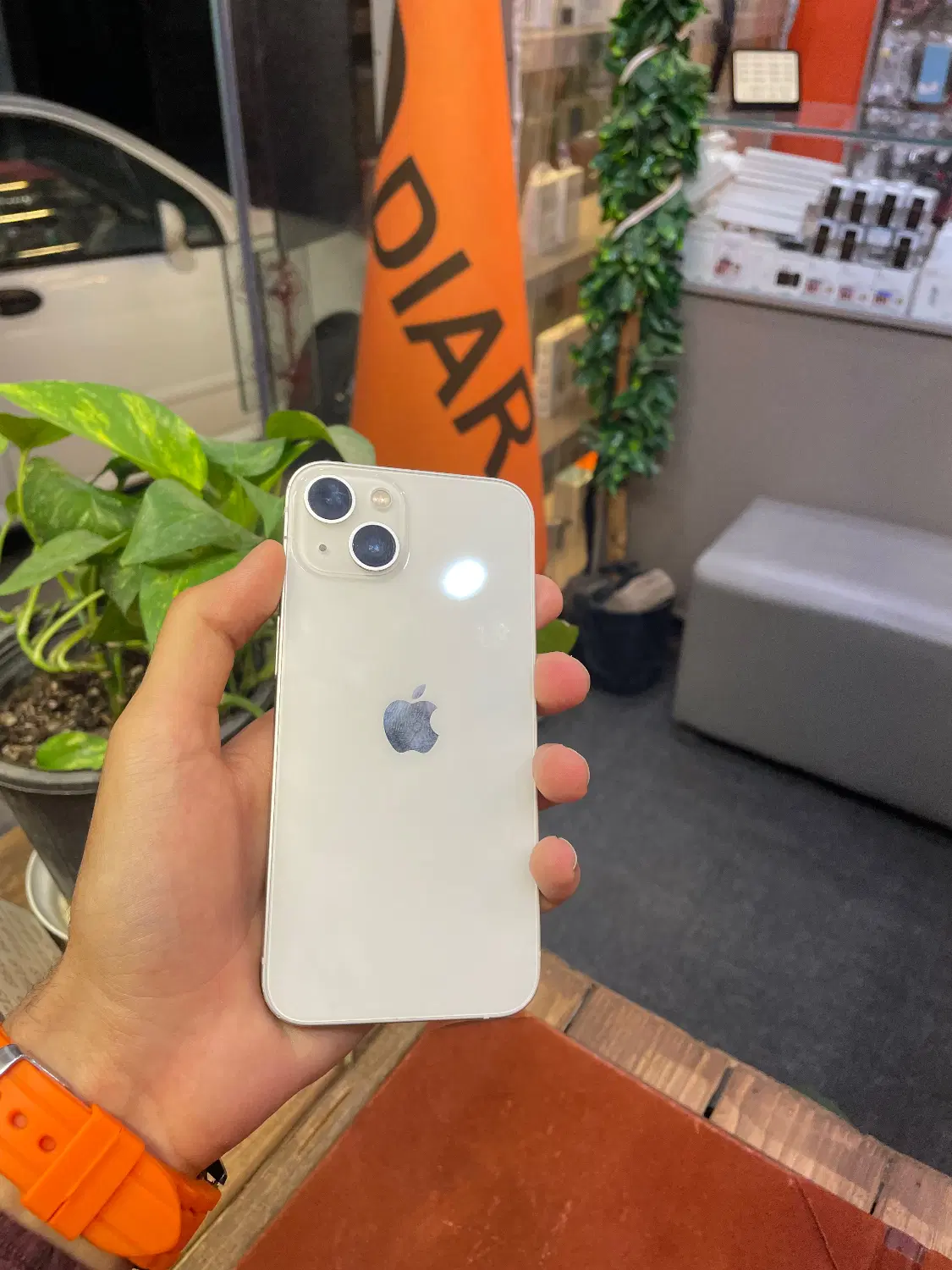 Ip 13 normal white|موبایل|مشهد, راهنمایی|دیوار