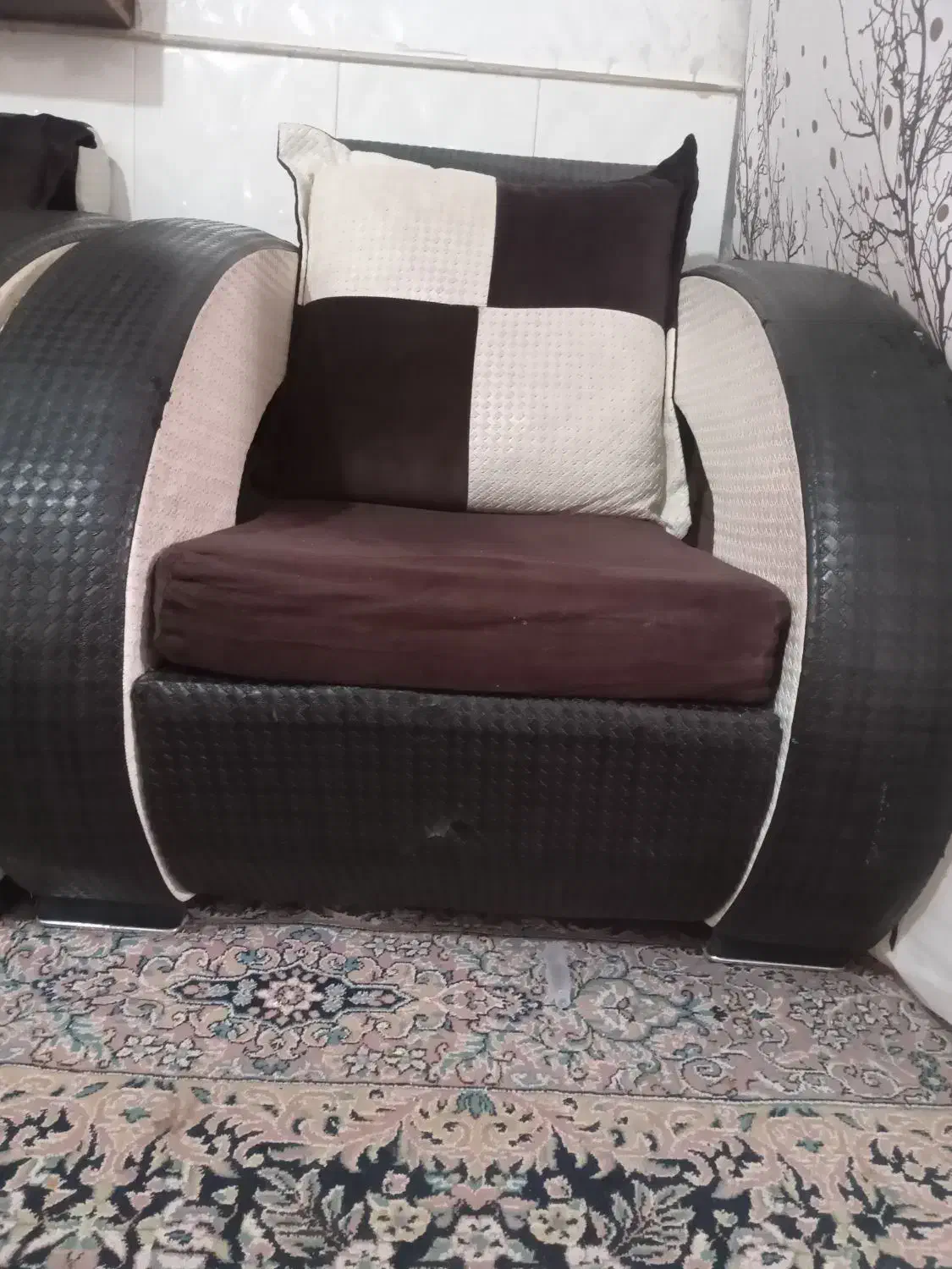 مبلمان|مبلمان خانگی و میز عسلی|کشکوئیه, |دیوار