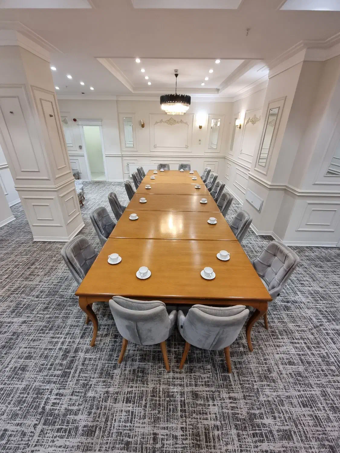 سالن مجهز جهت اجاره همایش،ایونت،سمینار ،جلسات|اجارهٔ کوتاه‌مدت دفتر کار و فضای آموزشی|مشهد, شریف|دیوار