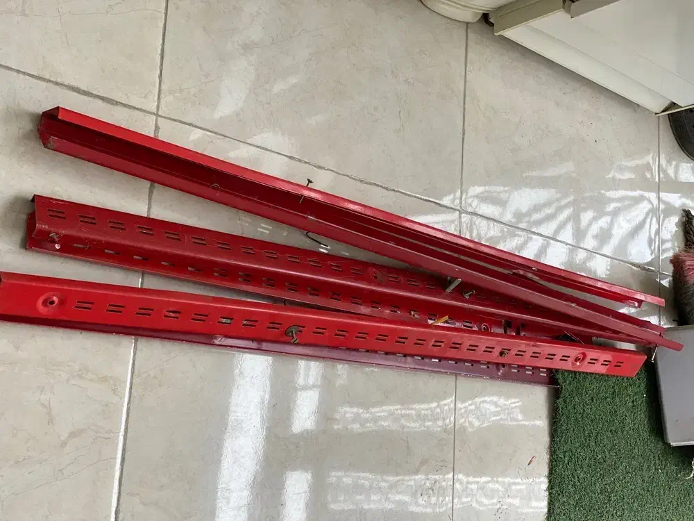 پایه و قفسه|کتابخانه، شلف، قفسه‌های دیواری|ارومیه, |دیوار