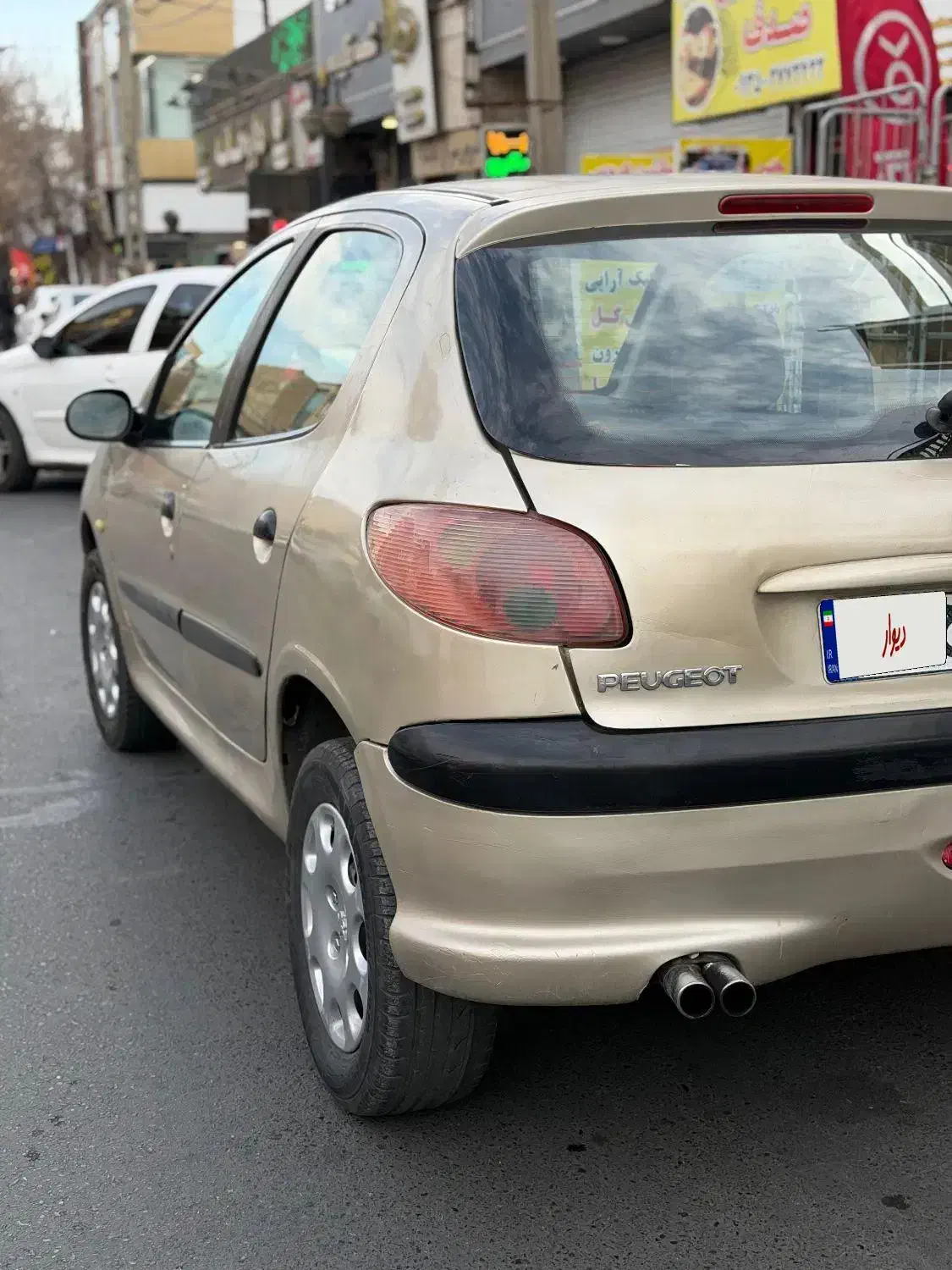 ۲۰۶ مدل ۸۳|خودرو سواری و وانت|هشتگرد, فاز ۱ مهستان|دیوار