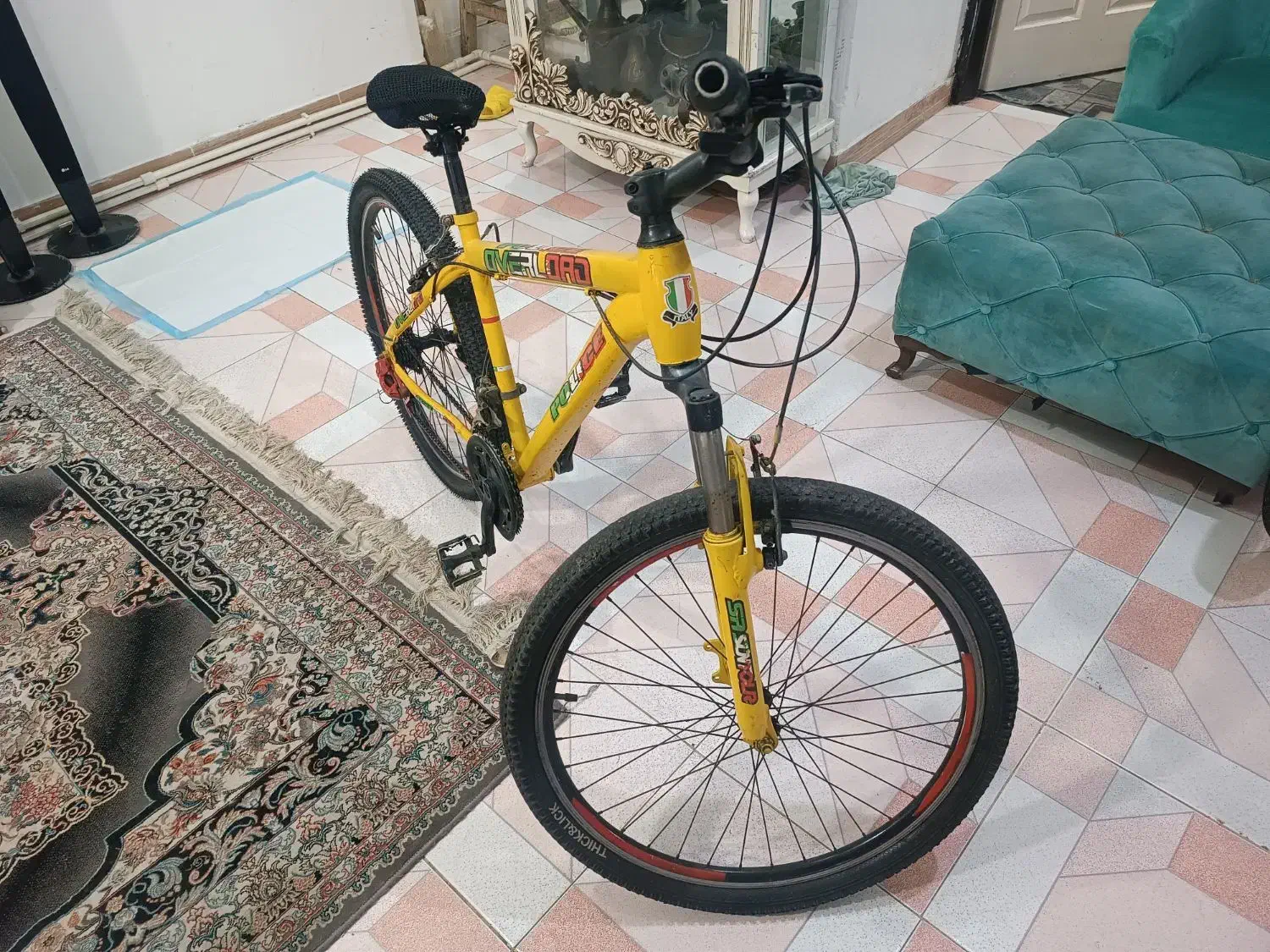 دوچرخه|دوچرخه، اسکیت، اسکوتر|رشت, هلال احمر|دیوار