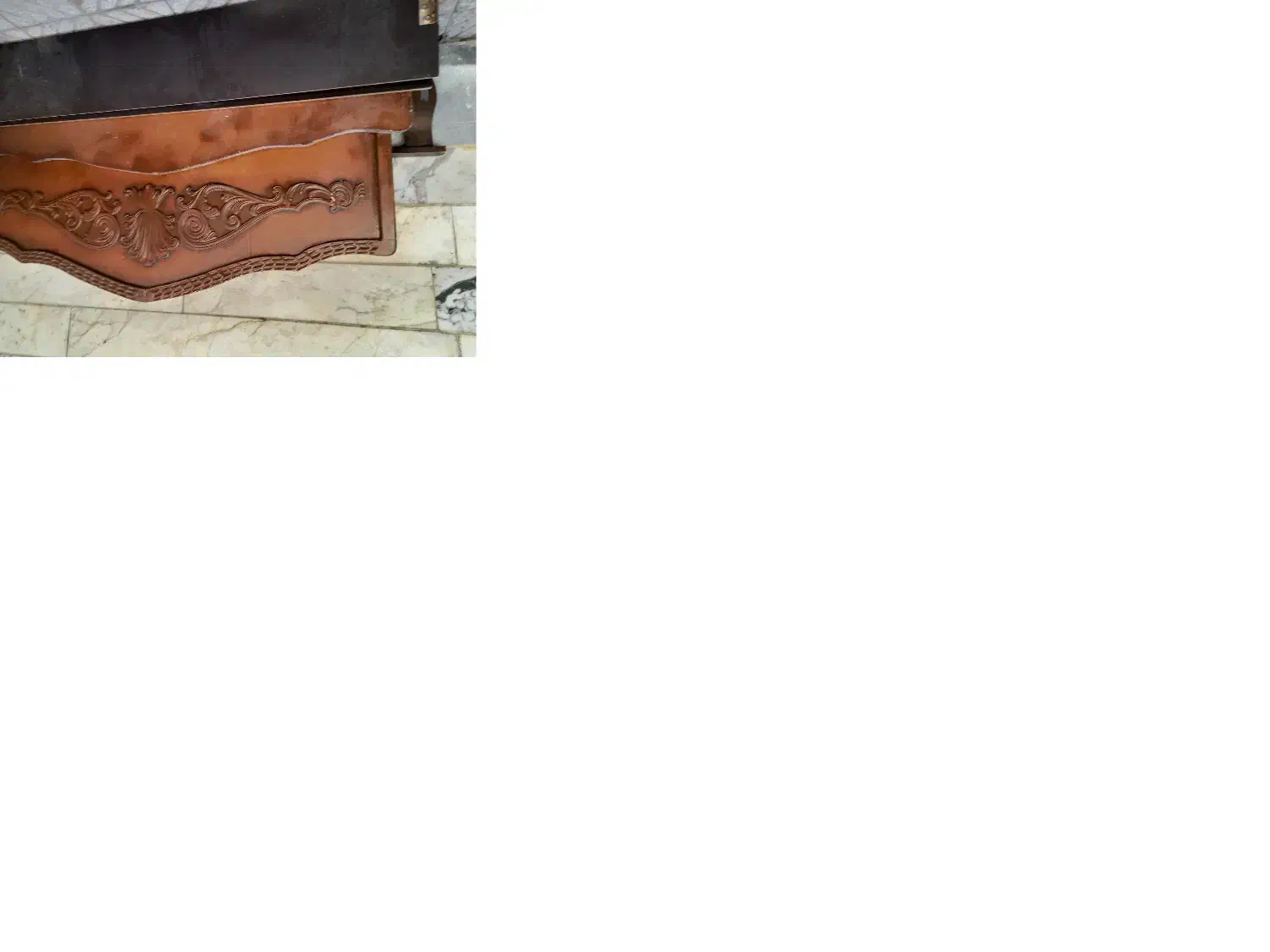 میز گرد.وتخت دونفره چوبش بادوام درحدنو|تخت و سرویس خواب|خوی, |دیوار