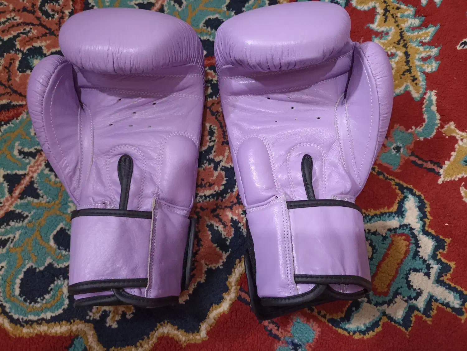 دستکش کیک بوکس|تجهیزات ورزشی|قم, انسجام|دیوار