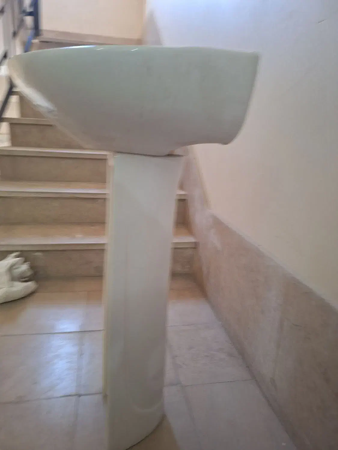 روشویی همراه با پایه|لوازم سرویس بهداشتی|محمدشهر, شهرک پیام (مهرالبرز)|دیوار