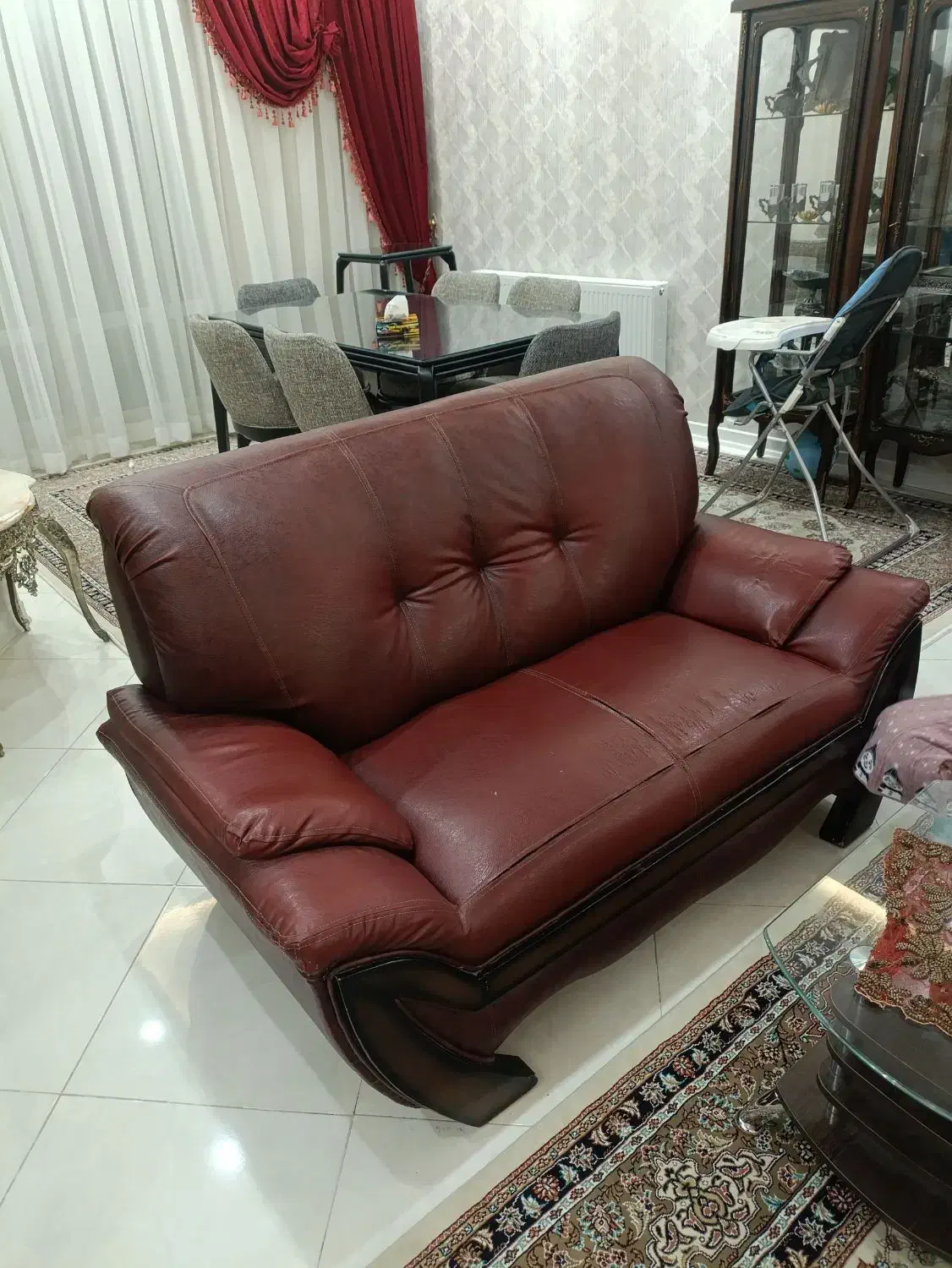 مبل و لو مبلی|مبلمان خانگی و میز عسلی|گلبهار, شهر جدید گلبهار|دیوار