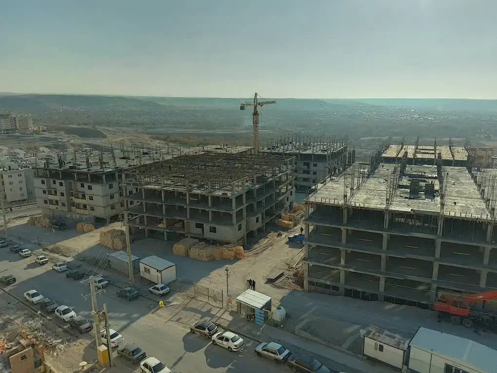 جذب نیروی خدماتی همراه با خودرو شخصی|استخدام معماری، عمران و ساختمانی|سهند, |دیوار