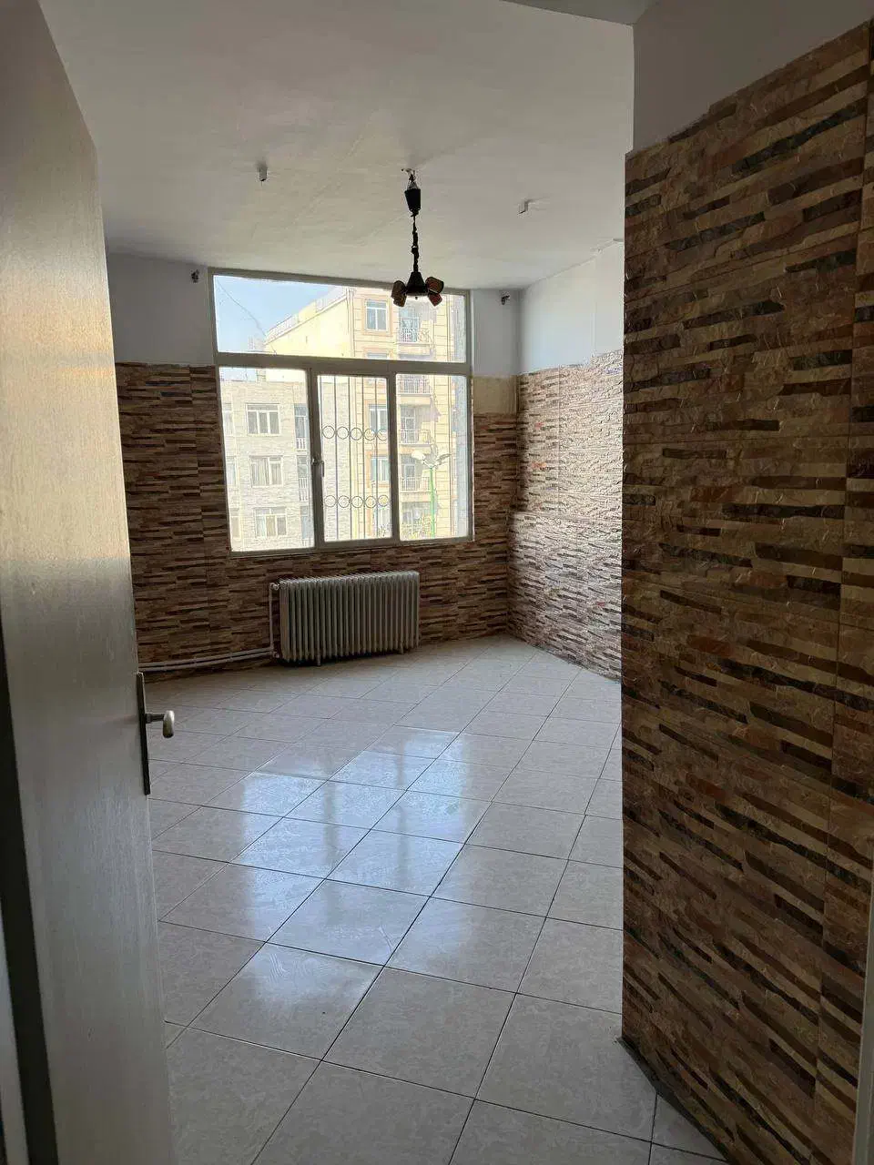 فروش آپارتمان موقعیت اداری در لوکیشن بینظیر|فروش دفتر کار، اتاق اداری، مطب|کرج, مهرویلا جنوبی|دیوار