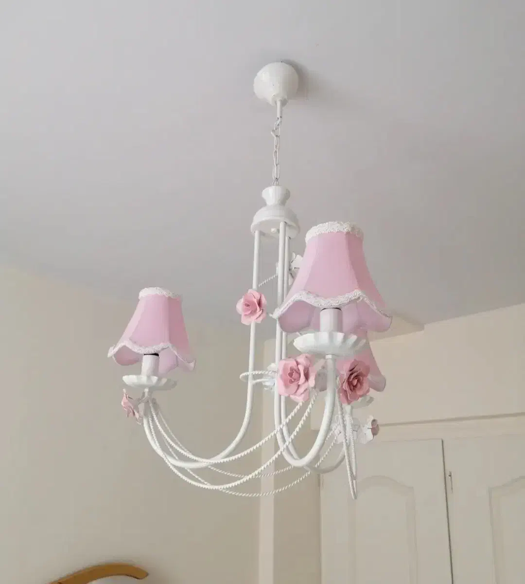 لوستر فلزی سه شعله مدل رز|لوستر و چراغ آویز|گرگان, |دیوار