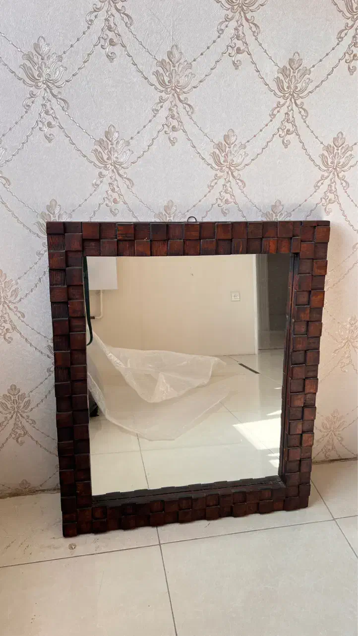 آینه قاب چوبی|آینه|بندر انزلی, پاسداران|دیوار