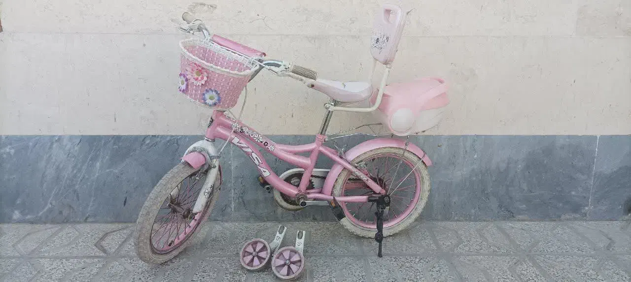 دوچرخه دخترونه 4تومن|دوچرخه، اسکیت، اسکوتر|شیروان (خراسان), |دیوار