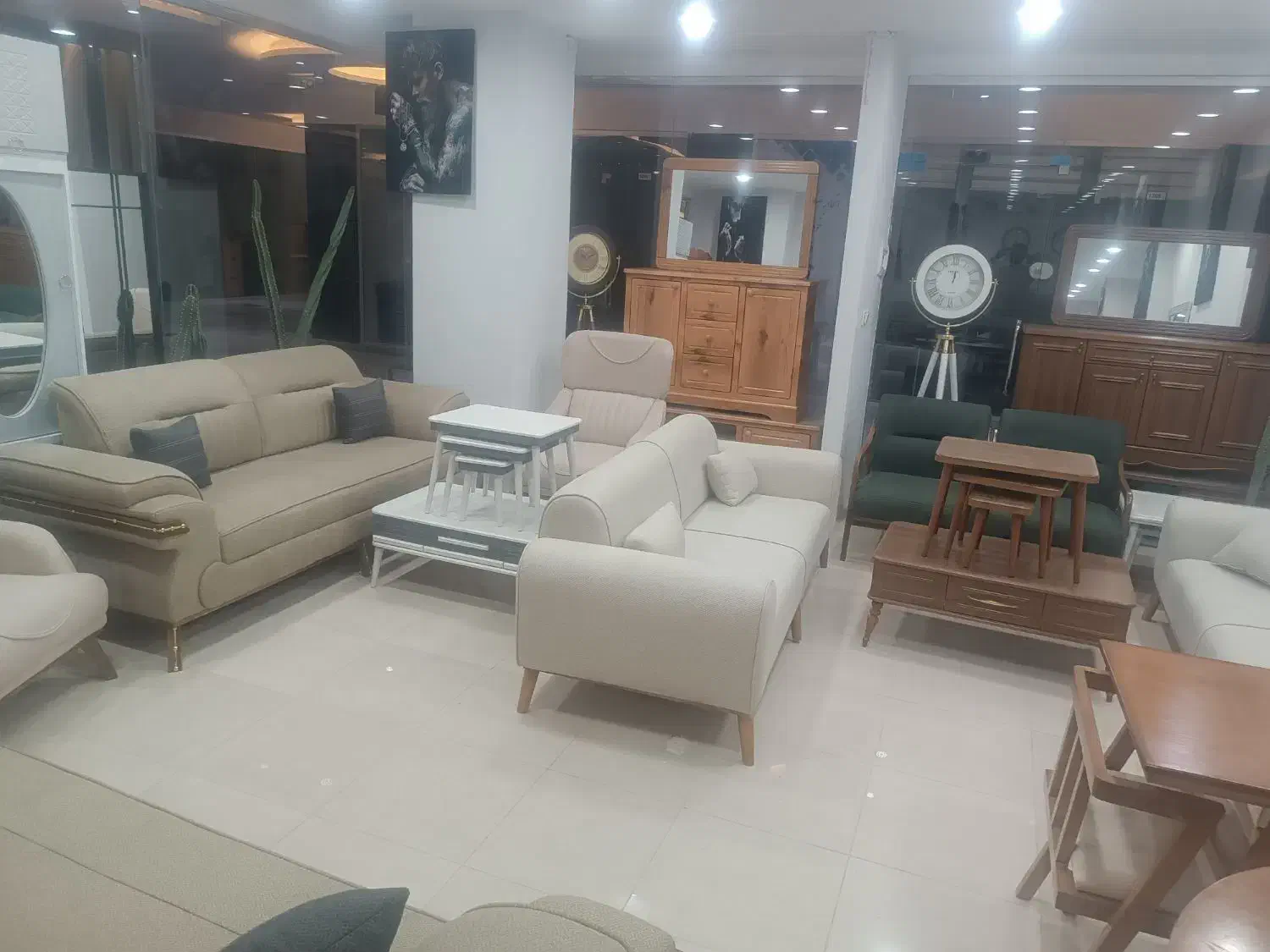 مبل راحتی 39900|مبلمان خانگی و میز عسلی|قشم, |دیوار