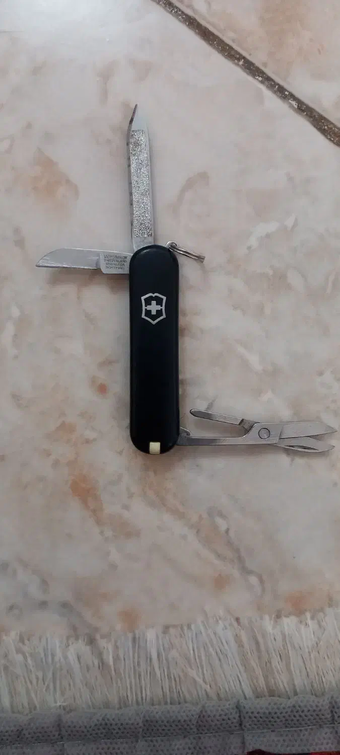 ابزار و چاقو ۱۳ کاره سوئیسو قمقمه پشقابی|کوهنوردی و کمپینگ|اراک, |دیوار