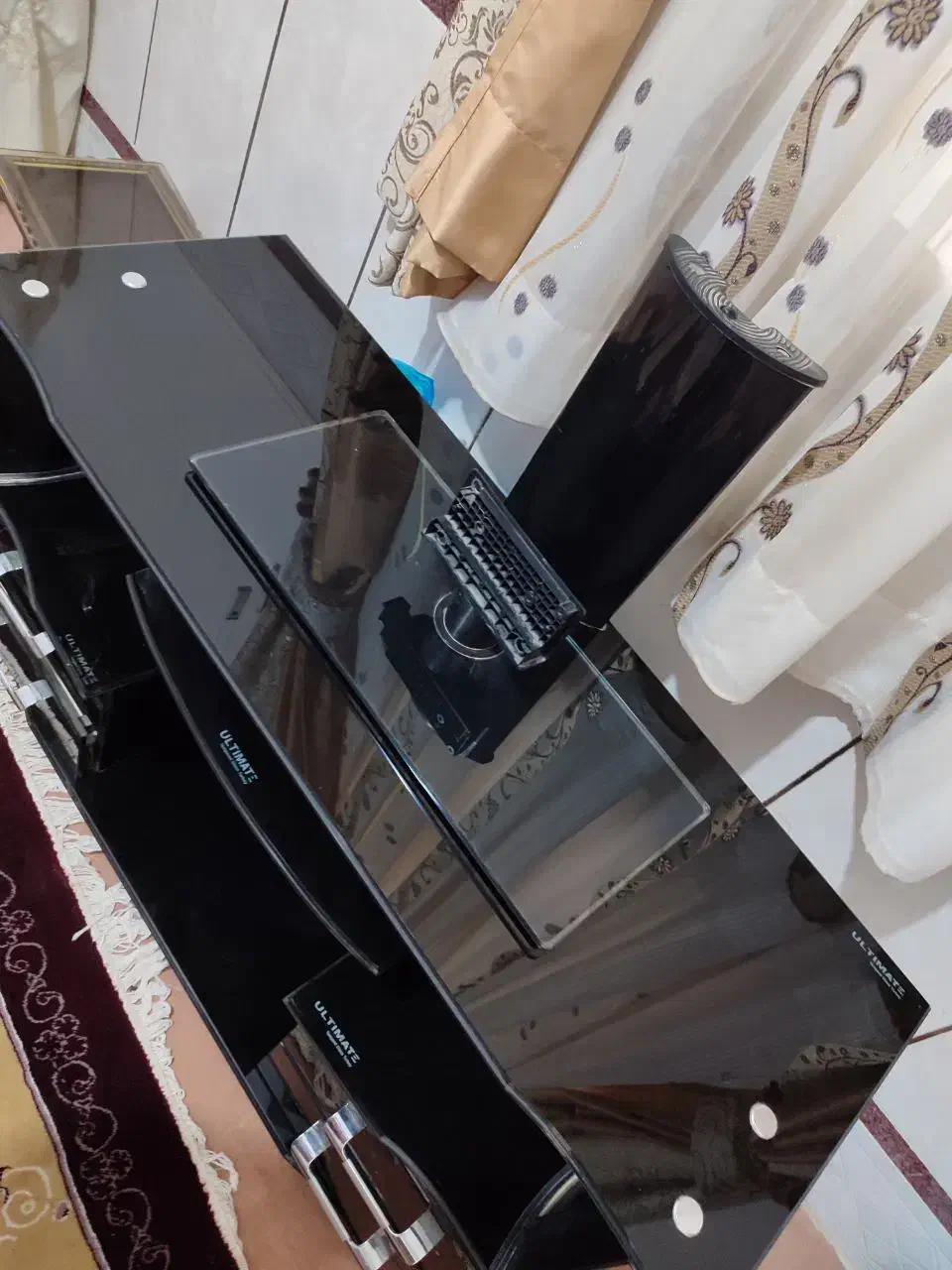 میز تلوزیون|میز تلویزیون|نیمروز, |دیوار