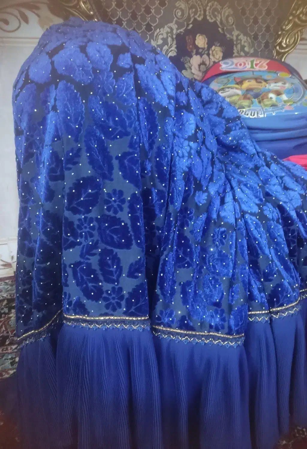 چند دست لباس محلی|لباس|یاسوج, |دیوار