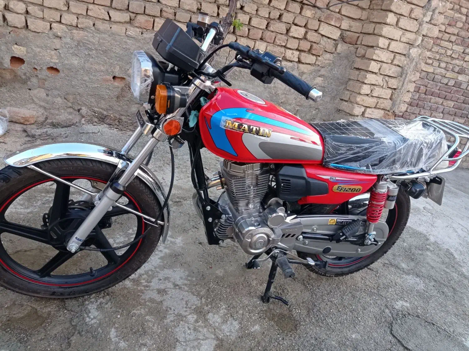 متین ۲۰۰ مدل ۱۴۰۲ در حد صفر|موتورسیکلت|کنگاور, |دیوار