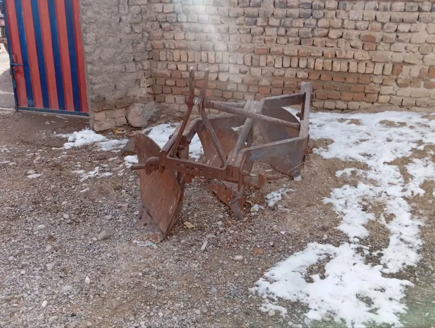 گاو آهن ۱۴|کلکسیون اشیاء عتیقه|بروجرد, |دیوار