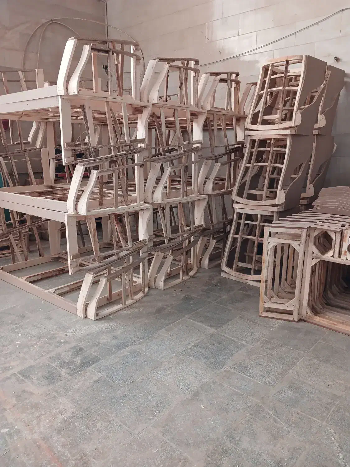 نجار ماهر و نیمه ماهر|استخدام صنعتی، فنی، مهندسی|مشهد, گرجی علیا|دیوار